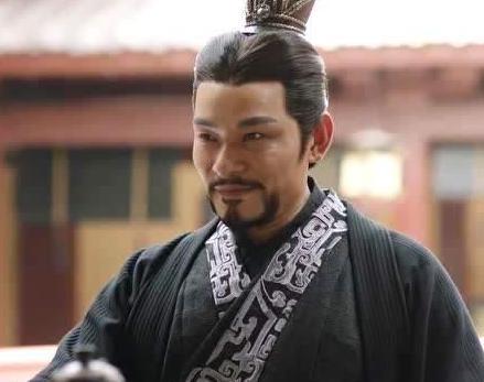 高平陵之变中为什么司马懿会如此的顺利呢 只因有此人在一旁帮忙 高平陵之变中为什么司马懿会如此的顺利呢 只因有此人在一旁帮忙