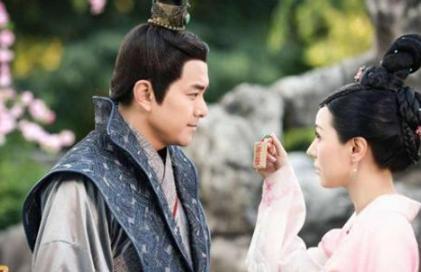 李成器和李隆基是什么关系?李成器身为长子为何让出皇位? 李成器和李隆基是什么关系?李成器身为长子为何让出皇位?