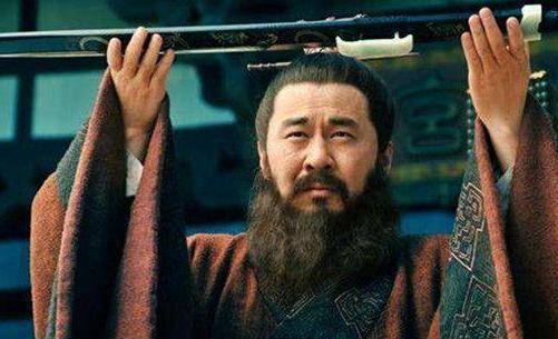 孙刘联盟是怎么形成的？刘备为什么要向孙权示弱？