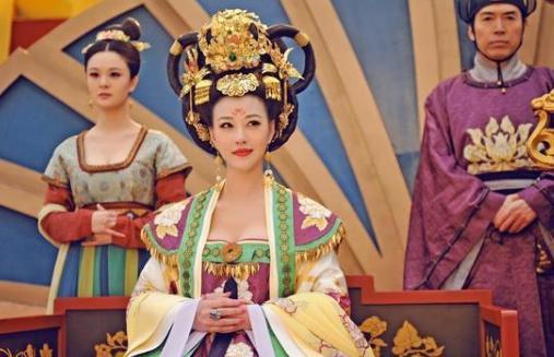 李元吉死后李世民纳了他的妻子，他的妻子为什么不反抗？