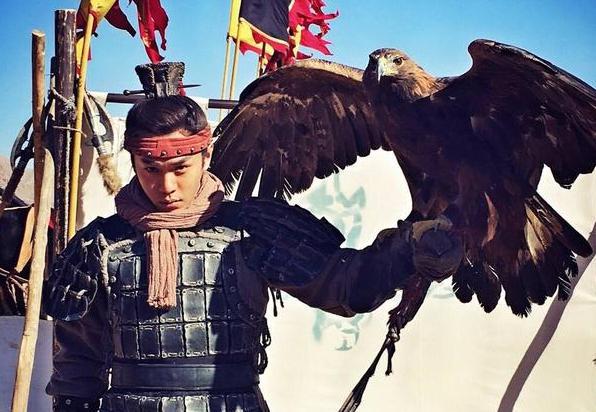 霍去病出身低微，为什么在17岁就能拜将<a href=https://www.lishiji.cn/lishi/9916/ target=_blank class=infotextkey>封侯</a>？