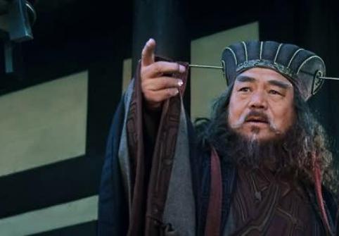 历史上真实的董卓到底是个怎样的人？