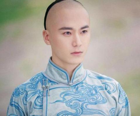 爱新觉罗·永瑢：书画样样精通，为何被乾隆送人？