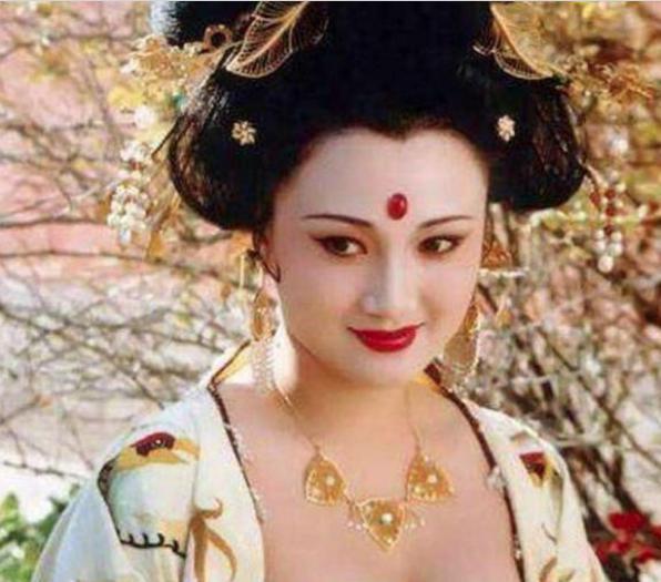 当李隆基册封杨玉环之后，寿王李瑁过得怎么样？