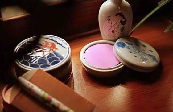 古代女子用什么粉来涂脸?秦汉面妆是怎样的? 古代女子用什么粉来涂脸?秦汉面妆是怎样的?