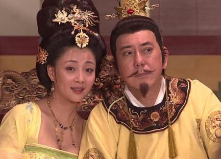 唐玄宗活得好好的为何会将皇位让出来呢 究竟是什么原因导致的 唐玄宗活得好好的为何会将皇位让出来呢 究竟是什么原因导致的