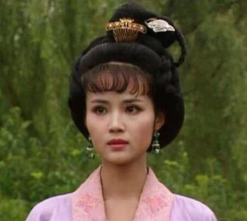 历史上最传奇的两位奴婢,其中一位服侍了四位皇帝 历史上最传奇的两位奴婢,其中一位服侍了四位皇帝