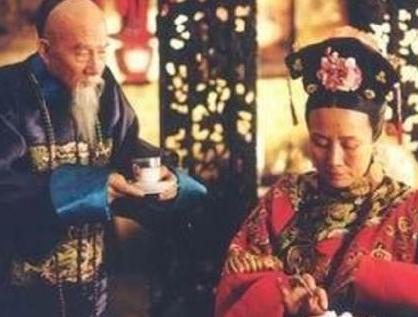 李鸿章手握大权为什么不支持光绪帝 而是让慈禧当道呢 李鸿章手握大权为什么不支持光绪帝 而是让慈禧当道呢