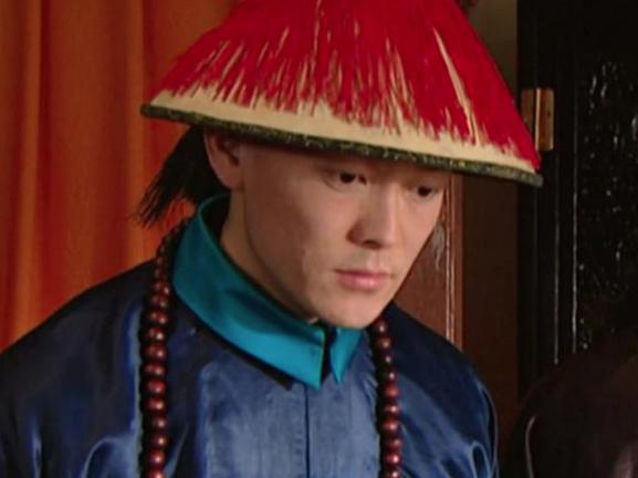 雍正将皇位传给了乾隆，他是如何对待乾隆哥哥弘时的？