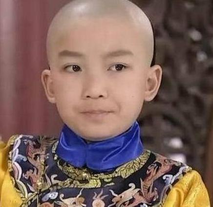 自古威凌皇权的权臣下场有很惨 多尔衮死后为什么会被顺治拉出来鞭尸 自古威凌皇权的权臣下场有很惨 多尔衮死后为什么会被顺治拉出来鞭尸