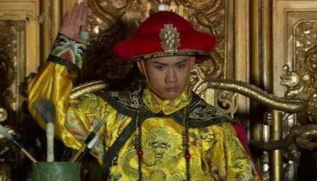 此人怕老婆怕糊涂了,给乾隆写了一封信,乾隆看后说:凌迟处死吧 此人怕老婆怕糊涂了,给乾隆写了一封信,乾隆看后说:<a href=https://www.lishiji.cn/lishi/8406/ target=_blank class=infotextkey>凌迟</a>处死吧