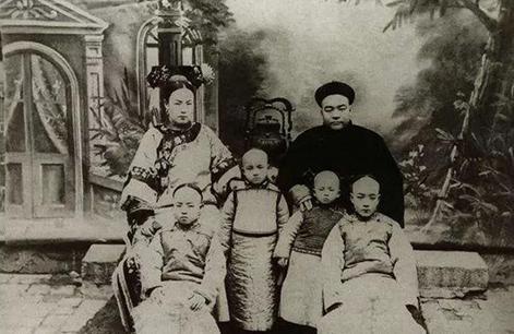 揭秘:古代的满汉婚姻制度有什么不同? <a href=https://www.lishiji.cn/lishi/1666/ target=_blank class=infotextkey>揭秘</a>:古代的满汉婚姻制度有什么不同?