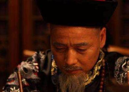 如果曾国藩当初造反的话 曾国藩可以顺利登基为帝吗 如果曾国藩当初造反的话 曾国藩可以顺利登基为帝吗