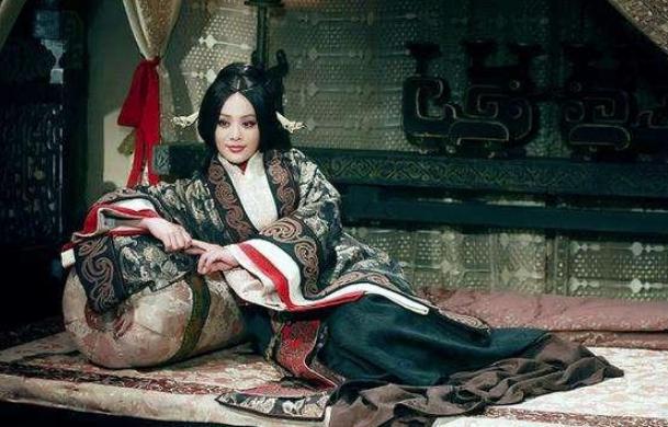 苏秦与太后私通是死罪，为何燕王还重重赏他？