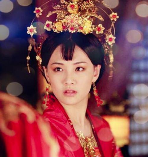 大臣妻子怀孕,皇帝知道后说:怀的一定是女孩 大臣妻子怀孕,皇帝知道后说:怀的一定是女孩