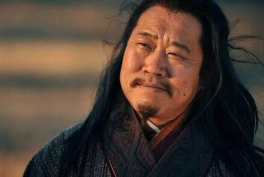 庞统不受重用是因为长得丑？庞统的路是被谁堵死的？