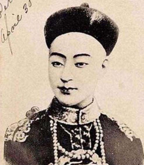 咸丰帝的顾命八大臣为何斗不过年仅26岁的慈禧？