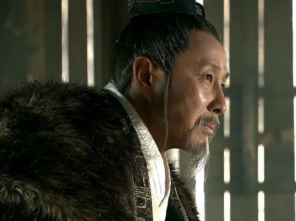 项羽可以重用项家人 为什么刘邦却不重要自家人呢