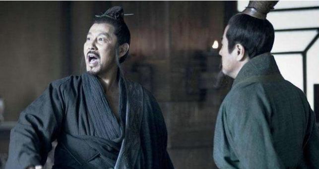 刘邦杀了韩信还夷灭了他三族，他到底哪里得罪刘邦了？