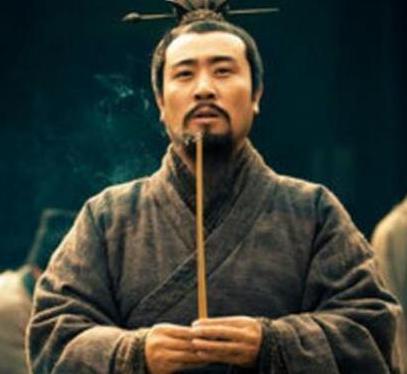 刘备经常见人就说自己是中山靖王之后 为什么刘备不说自己是刘邦之后呢 刘备经常见人就说自己是中山靖王之后 为什么刘备不说自己是刘邦之后呢