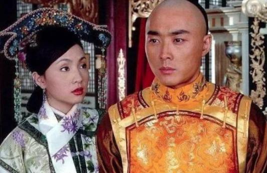 清朝一位皇帝丢了很多领土,为何在历史上还那么出名? 清朝一位皇帝丢了很多领土,为何在历史上还那么出名?