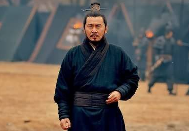 曹操为什仫要杀杨修？原因是什么