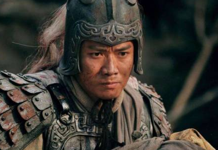 刘备为什么要摔阿斗？真的是收买人心吗