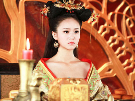 羊献容历经五废六立,她如何在乱世中明哲保身?