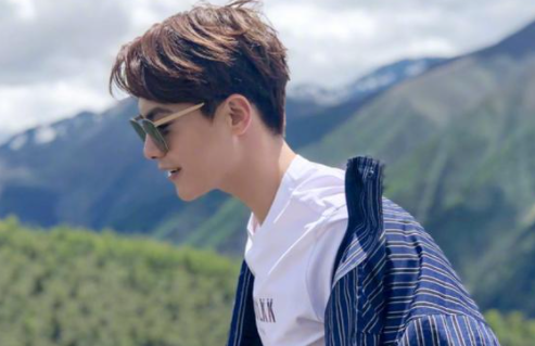 《完美的夏天2》海报曝光，都有哪些嘉宾参加呢？