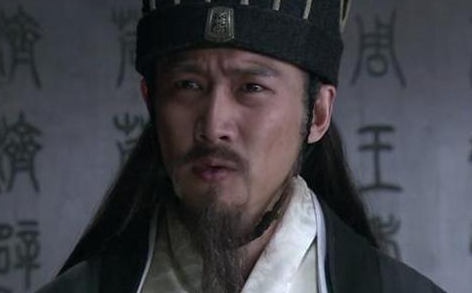 街亭一战中,为何马谡没有听诸葛亮的安排呢?