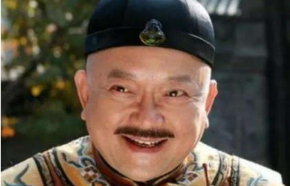 纪晓岚在和珅临死前，为何不去向嘉庆皇帝为他求情？