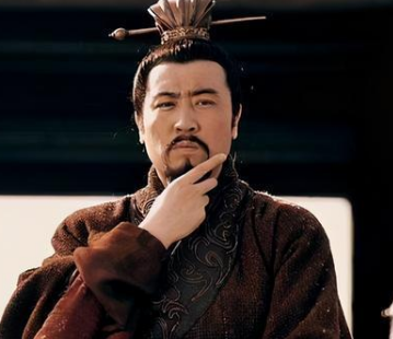 三国时期刘备入蜀后曾遭遇背叛，是哪三个人？