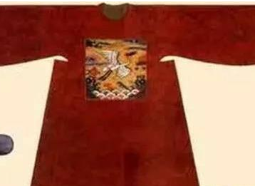 历史上明清两个朝代的服饰有何特点？区别又是什么？
