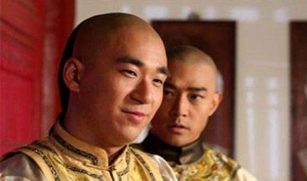 嘉庆为何会立刻查办和珅？只因嘉庆需要立威震慑朝堂