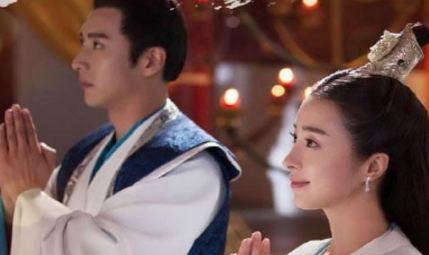 杨坚是隋朝的开国皇帝，他对哪两位女性最为亏欠？