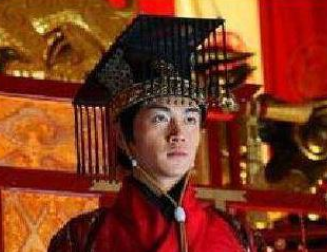 历史上严蕊与理学大师朱熹之间有何关系？