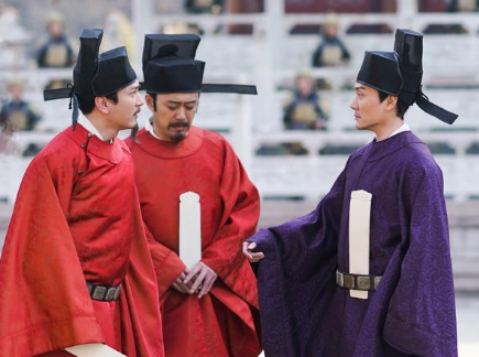 樗里疾：历史上最早的丞相；胡惟庸，历史上最后一位丞相