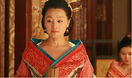 吕后在刘邦死了以后，哪三件事几乎贯穿了她的一生？