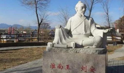 淮南王刘安谋反这件事，为何说是上两代人的恩怨了？