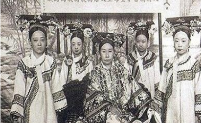 皇帝不能上朝亲政时,太后把持朝政后为何要“垂帘”?