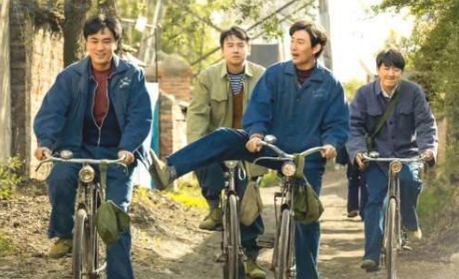 《人世间》光字片六小君子为什么会决裂 六君子说的人是谁