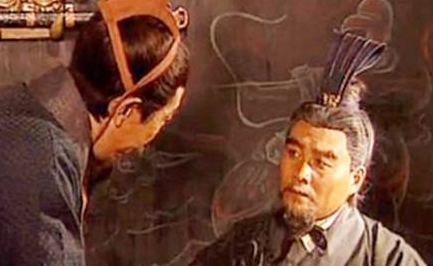 夏侯渊为何能指挥徐晃与张郃？他与曹操之间有何裙带关系？